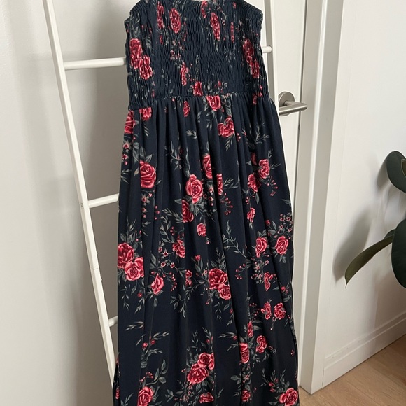 ASOS maternity dress - Picture 2 of 5